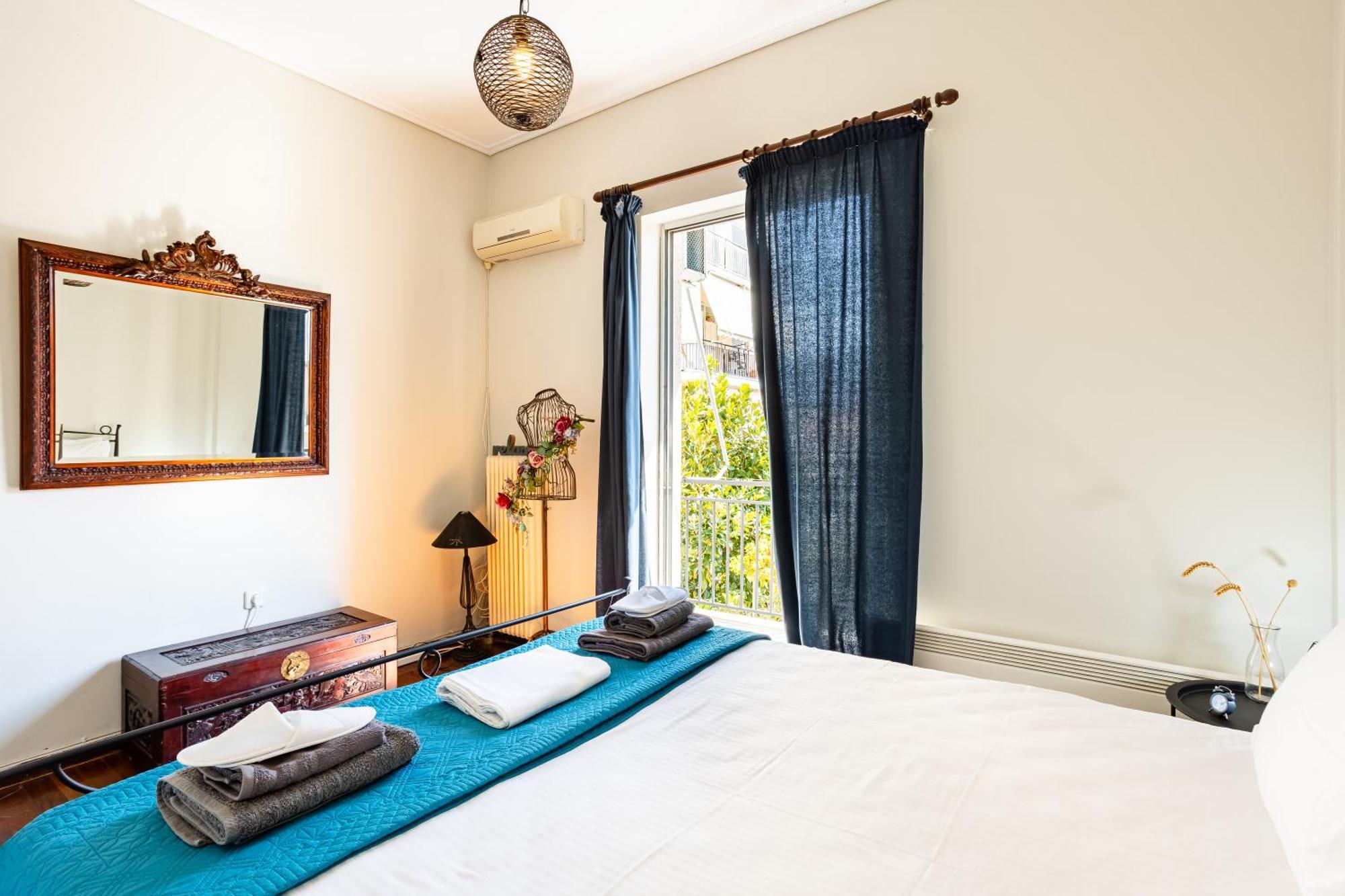 Vicky'S Cozy Nest, Your Home By The Sea Каламата Екстериор снимка